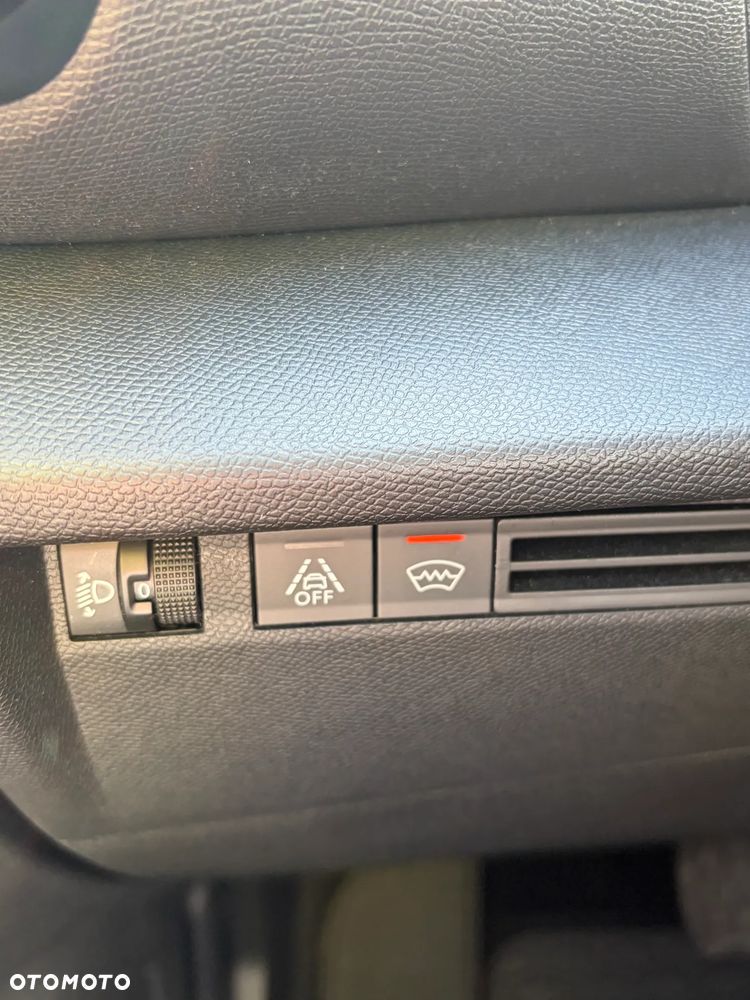Citroën C4 1.2 PureTech Plus S&S EAT8 - 15