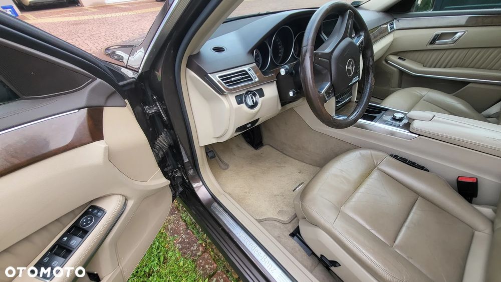 Mercedes-Benz Klasa E 220 BlueTEC 7G-TRONIC Avantgarde - 14