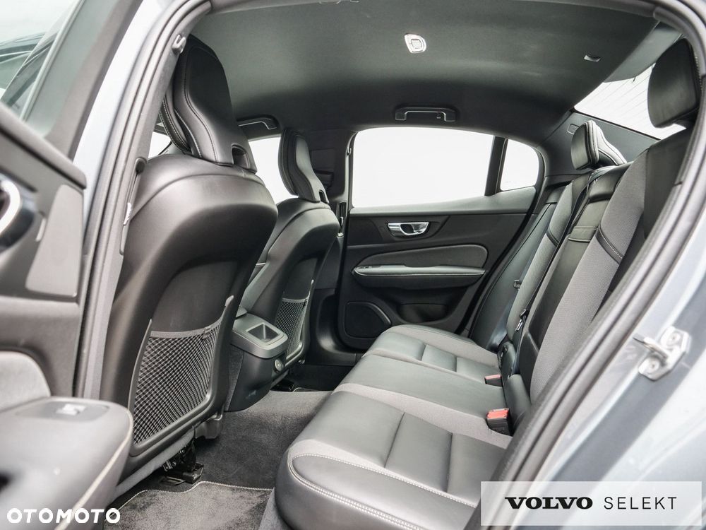 Volvo S60 - 17