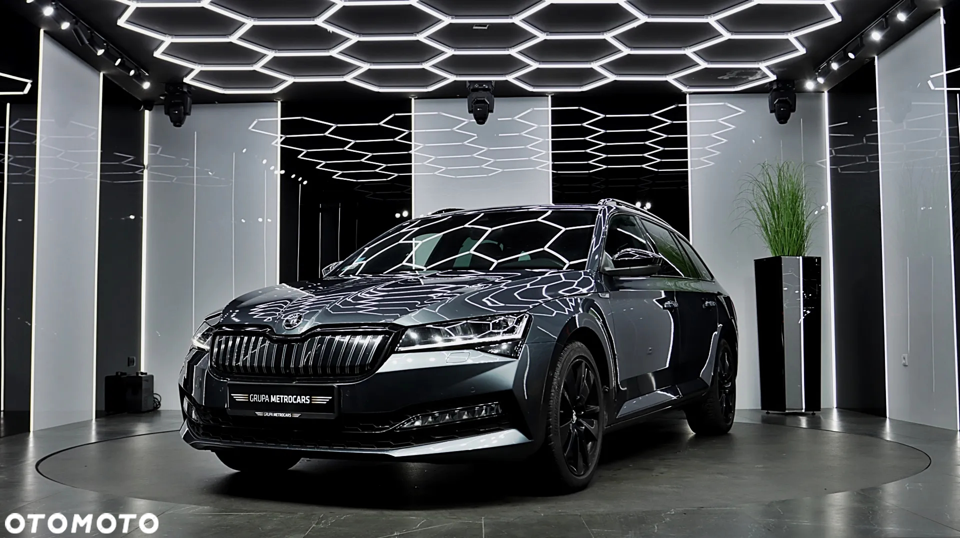 Skoda Superb 1.4 TSI Plug-In Hybrid Sportline DSG - 2