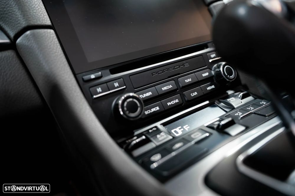 Porsche 911 (991) Carrera 2 S PDK - 33