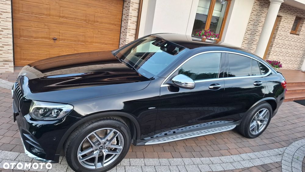 Mercedes-Benz GLC 250 4Matic 9G-TRONIC Exclusive - 31