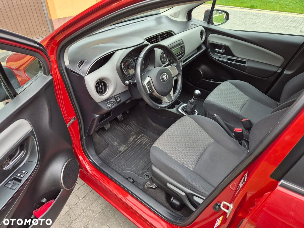Toyota Yaris - 11