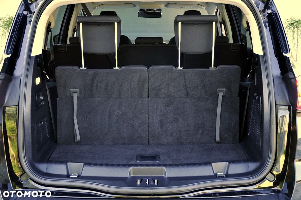 Ford S-Max - 31