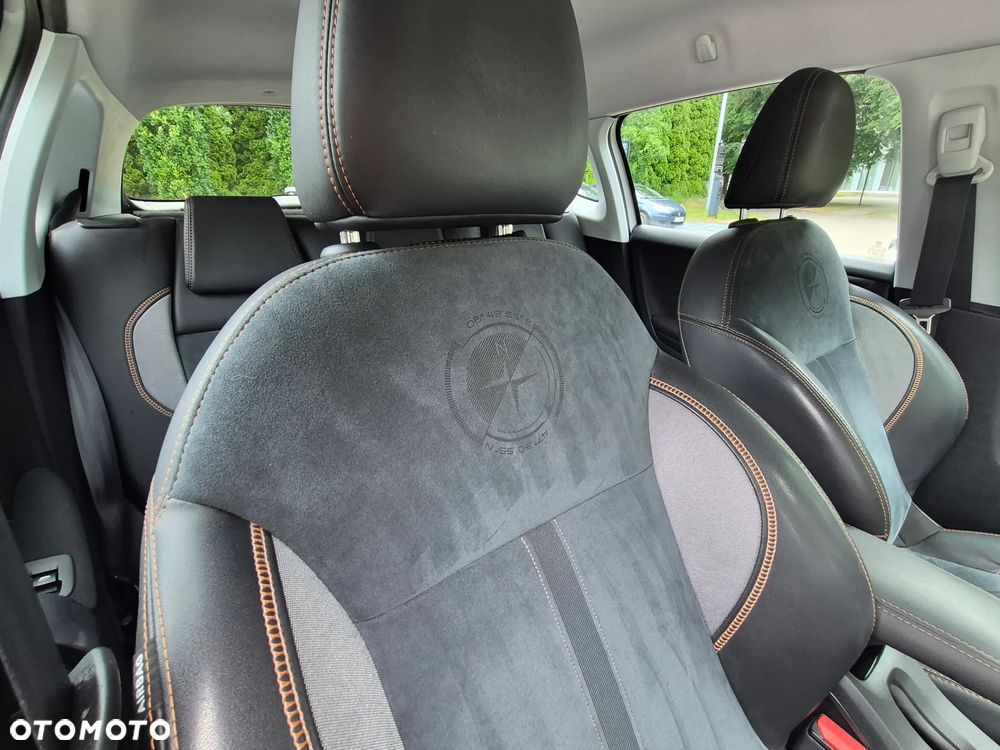 Peugeot 2008 1.2 Pure Tech GPF Crossway S&S - 38