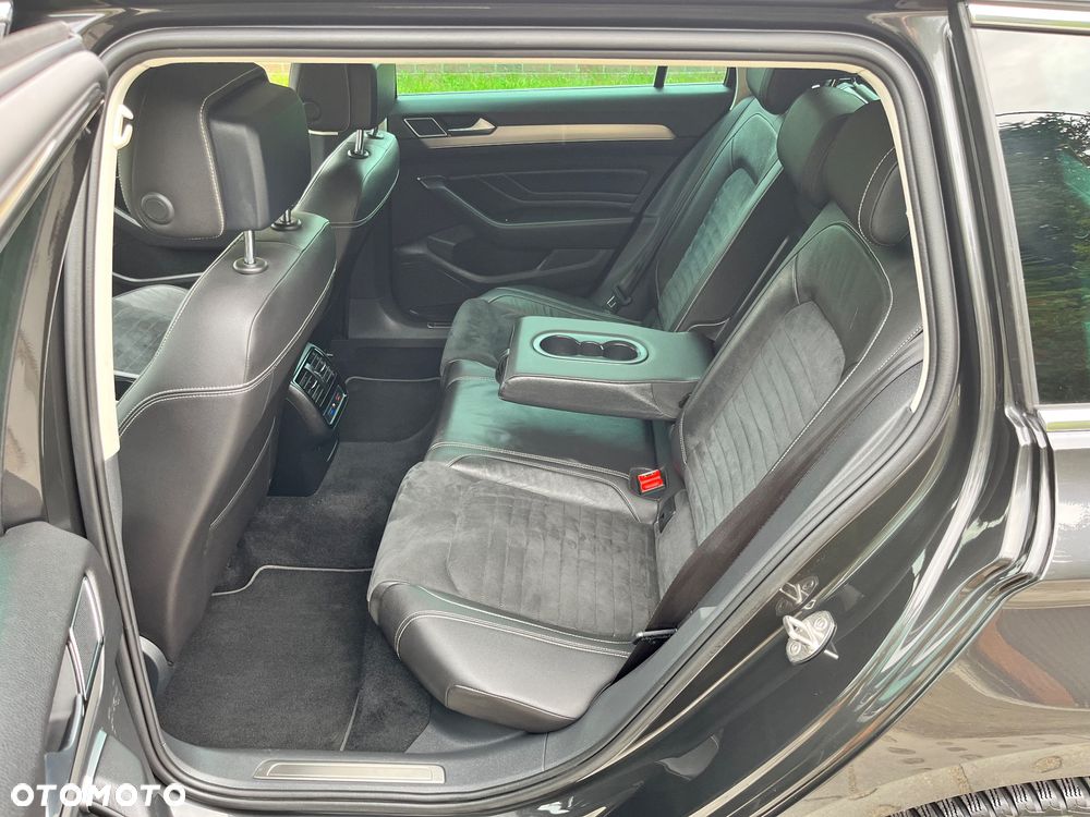 Volkswagen Passat 2.0 TDI SCR DSG Highline - 24