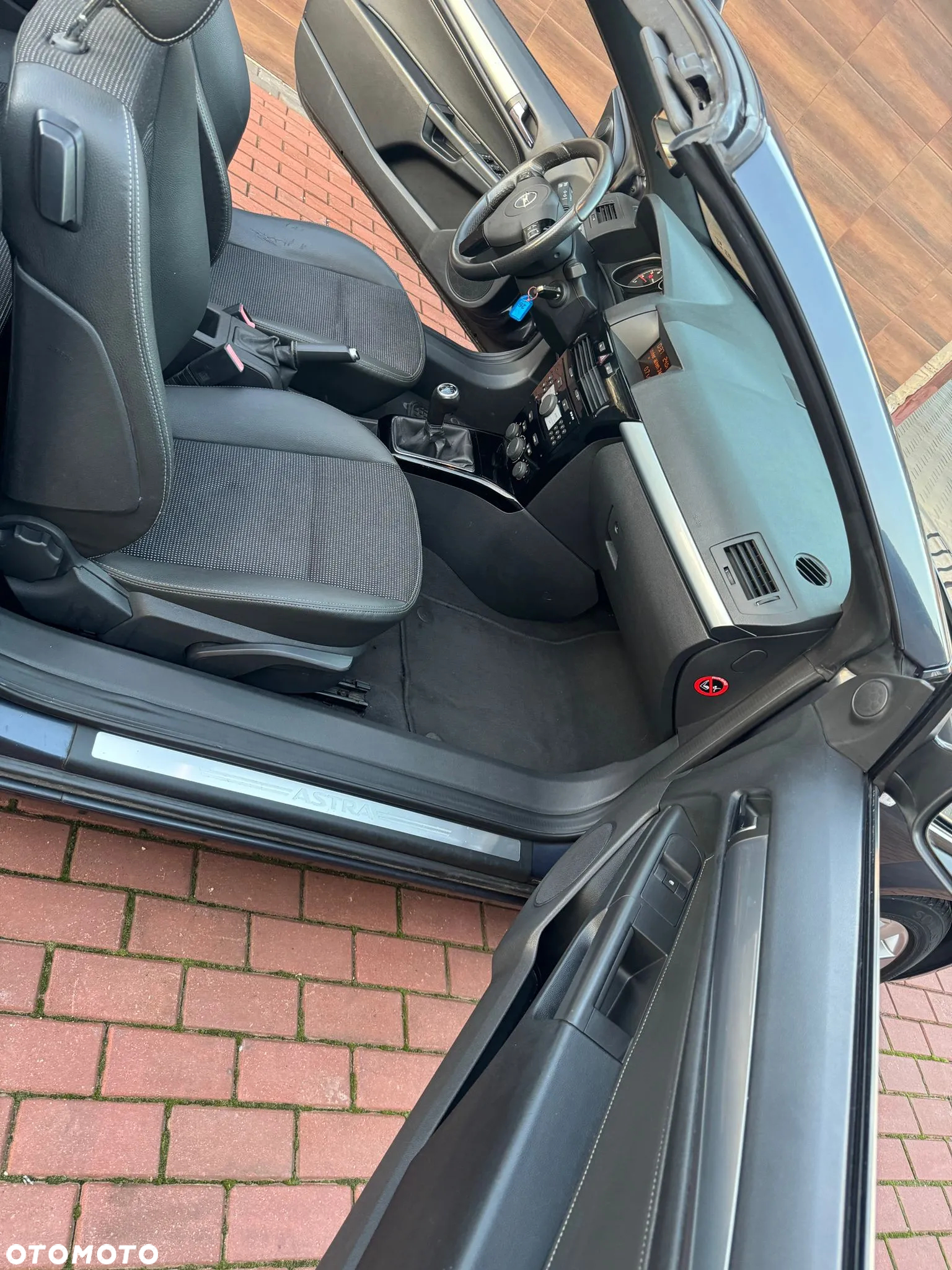 Opel Astra Twin Top 1.6 Cosmo - 15