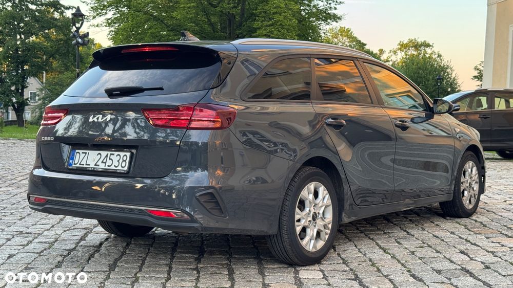 Kia Ceed - 5