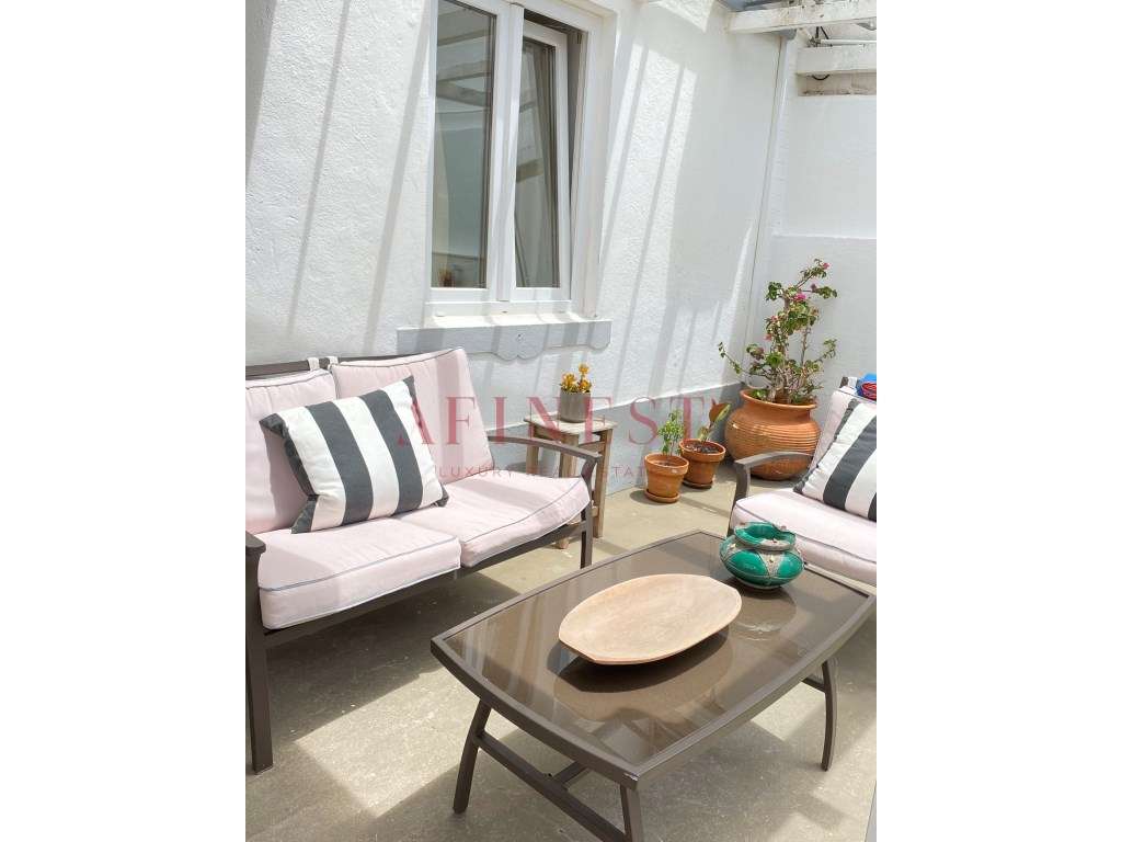 MORADIA T4 MULTI-FAMILIAR COM POTENCIAL DE ALTA RENTABILIDADE - Grande imagem: 5/40