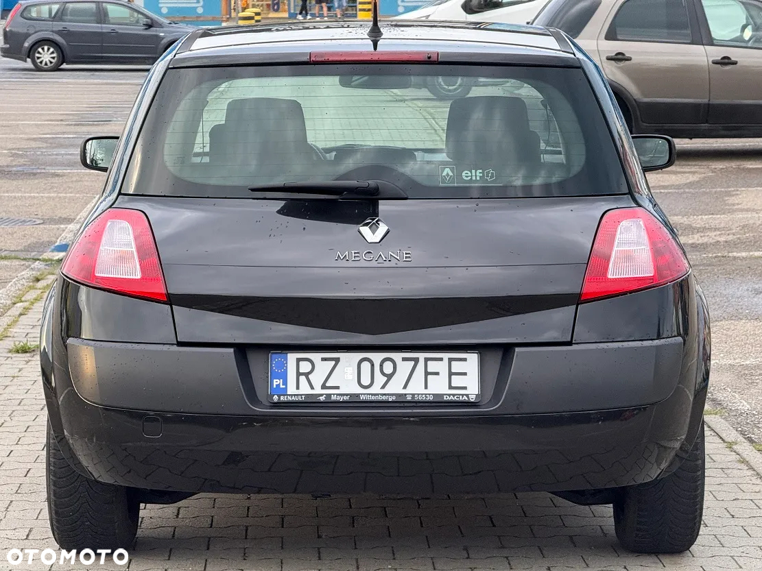 Renault Megane 1.6 Authentique - 28