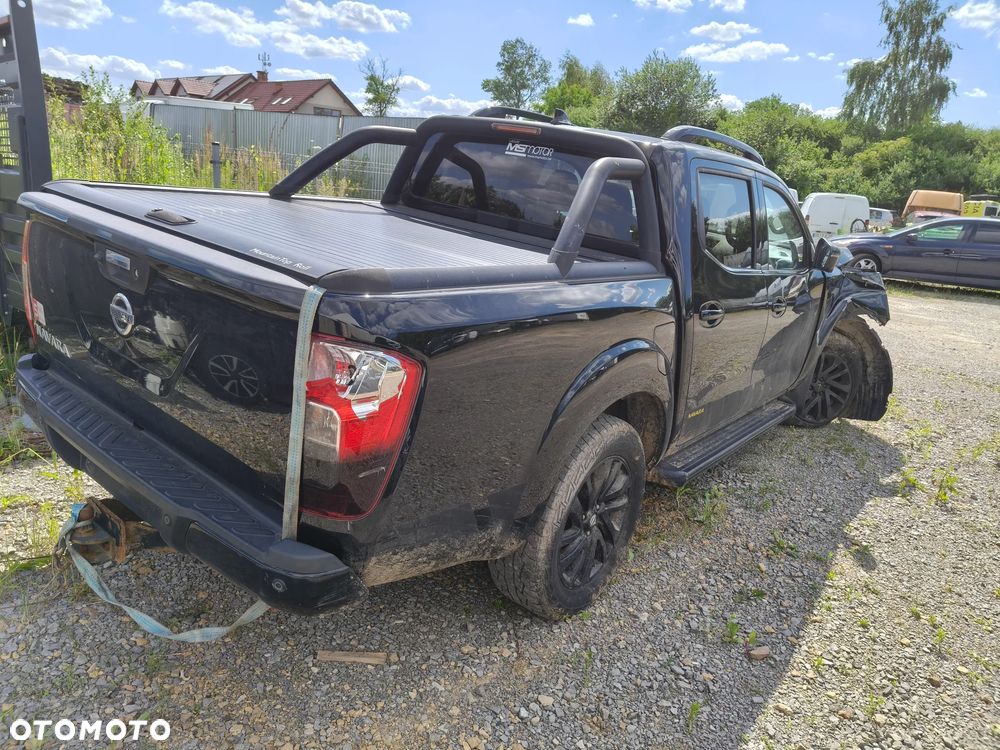 Nissan Navara DC 4x4 Autm N-Guard - 8