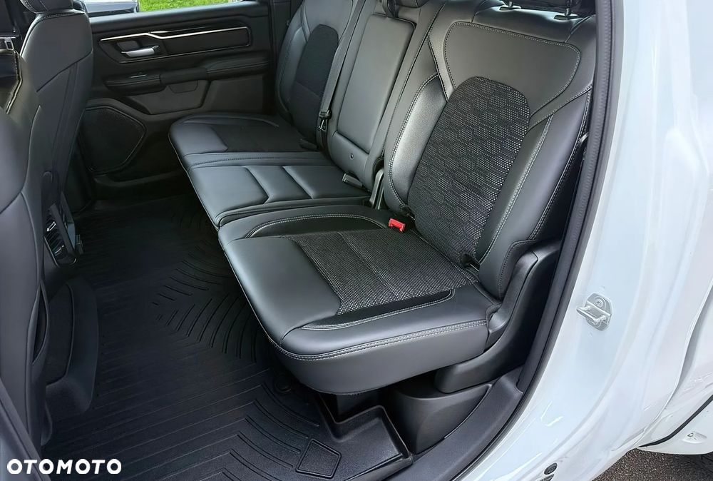 RAM 1500 Crew Cab Limited - 12