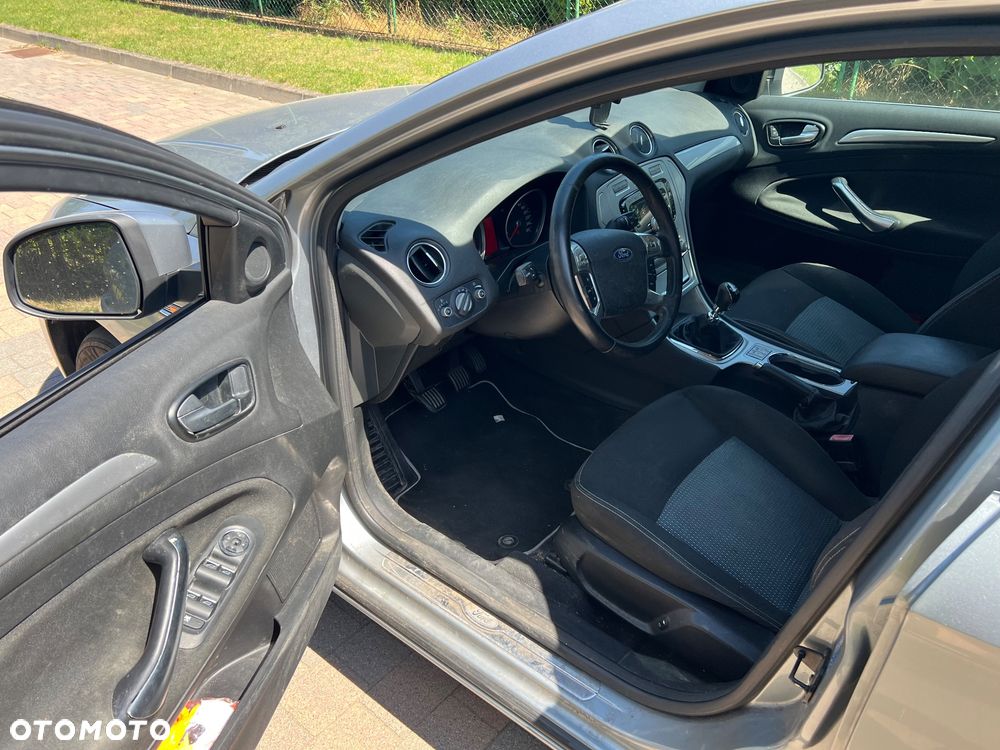 Ford Mondeo 2.0 TDCi ECOnetic Business Edition - 5