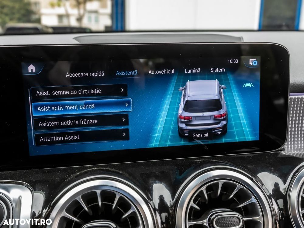Mercedes-Benz GLB 200 d 8G-DCT - 31