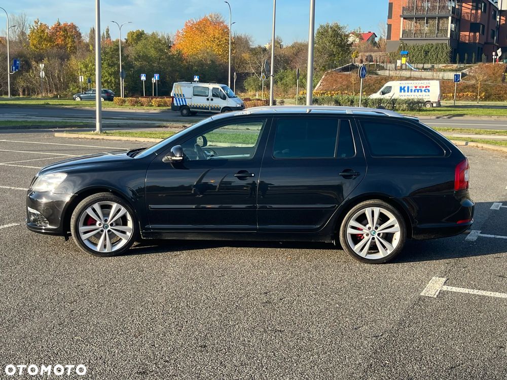 Skoda Octavia 2.0 TDI DPF RS DSG - 5