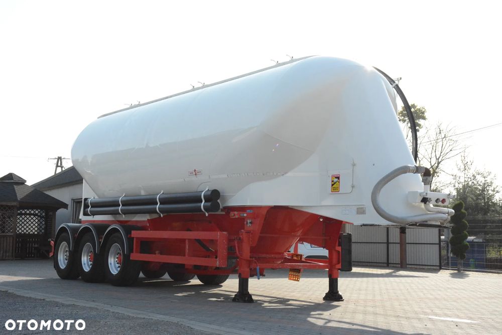 Spitzer SF 39 PI / 2014r / Cementonaczepa / 39000l / 4,660t / Osie SAF / Super stan - 1