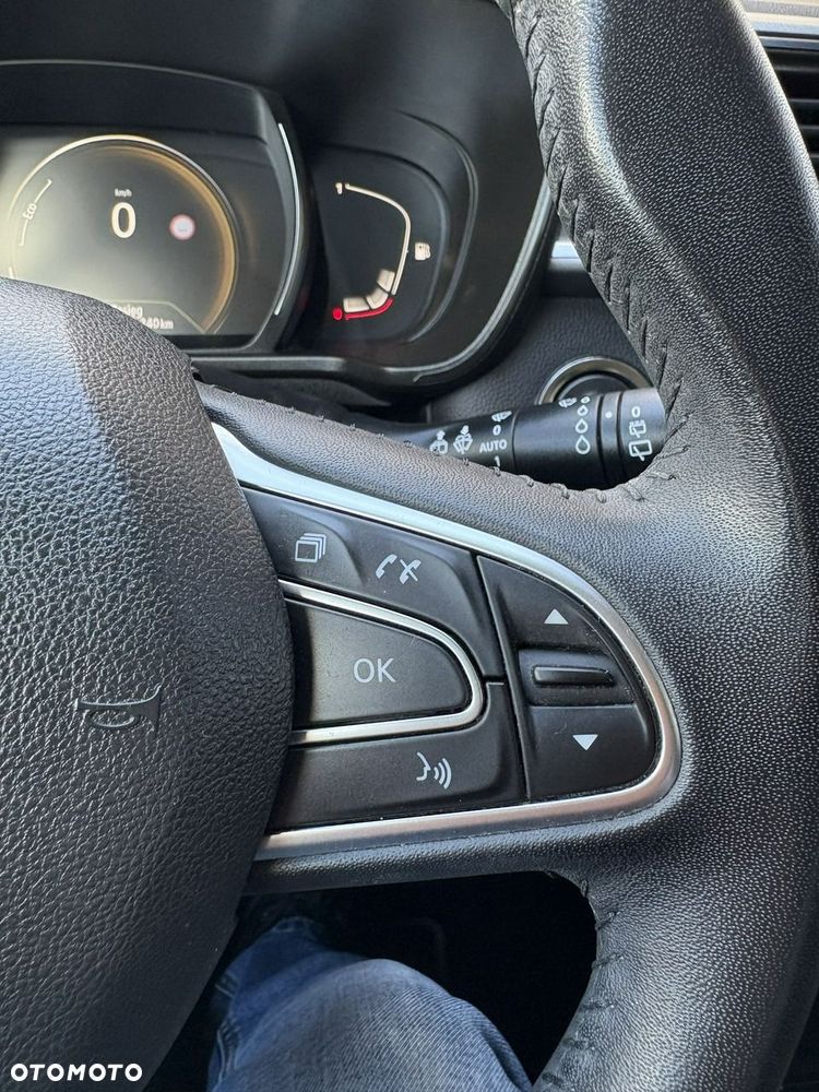Renault Kadjar - 23