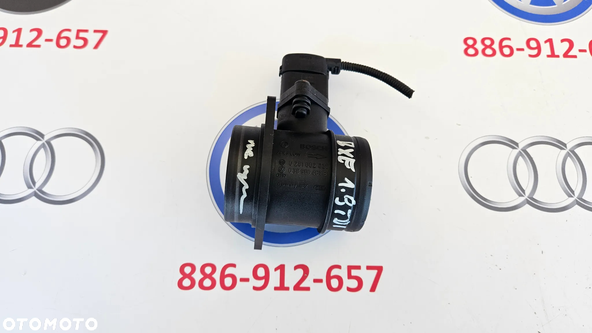 VW Golf 5 V BXE 1.9 TDI Przepływomierz powietrza z kostką 038906461B BOSCH - 4