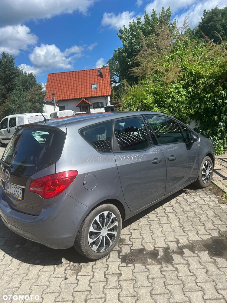Opel Meriva 1.4 Essentia - 1