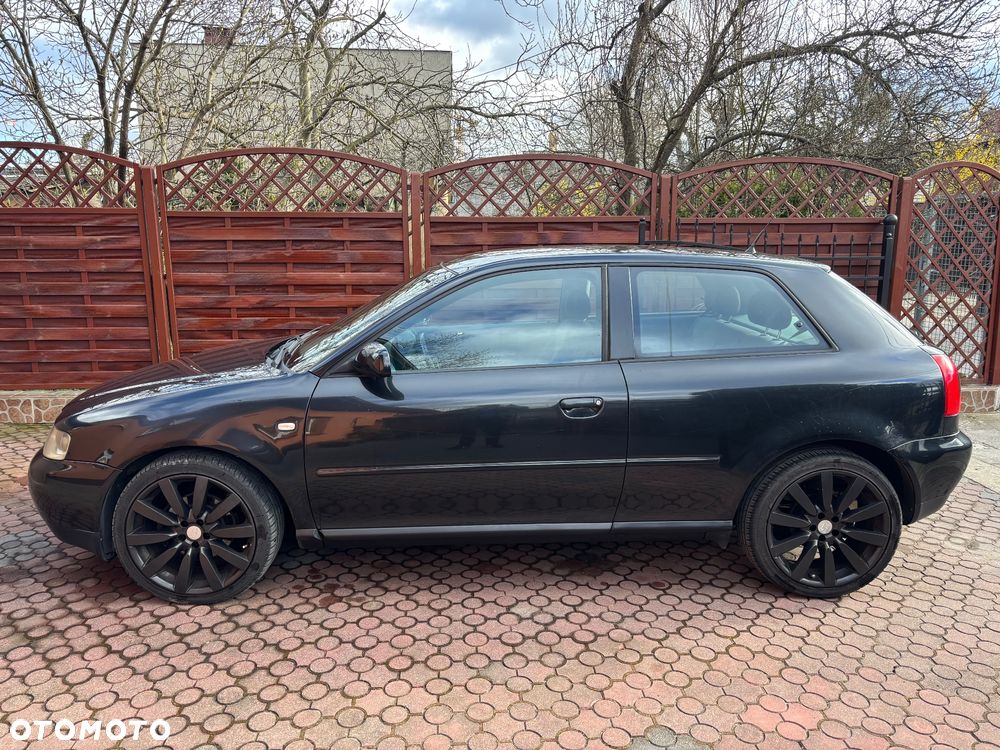 Audi A3 3-drzwiowe 1.9 TDI Ambition - 4