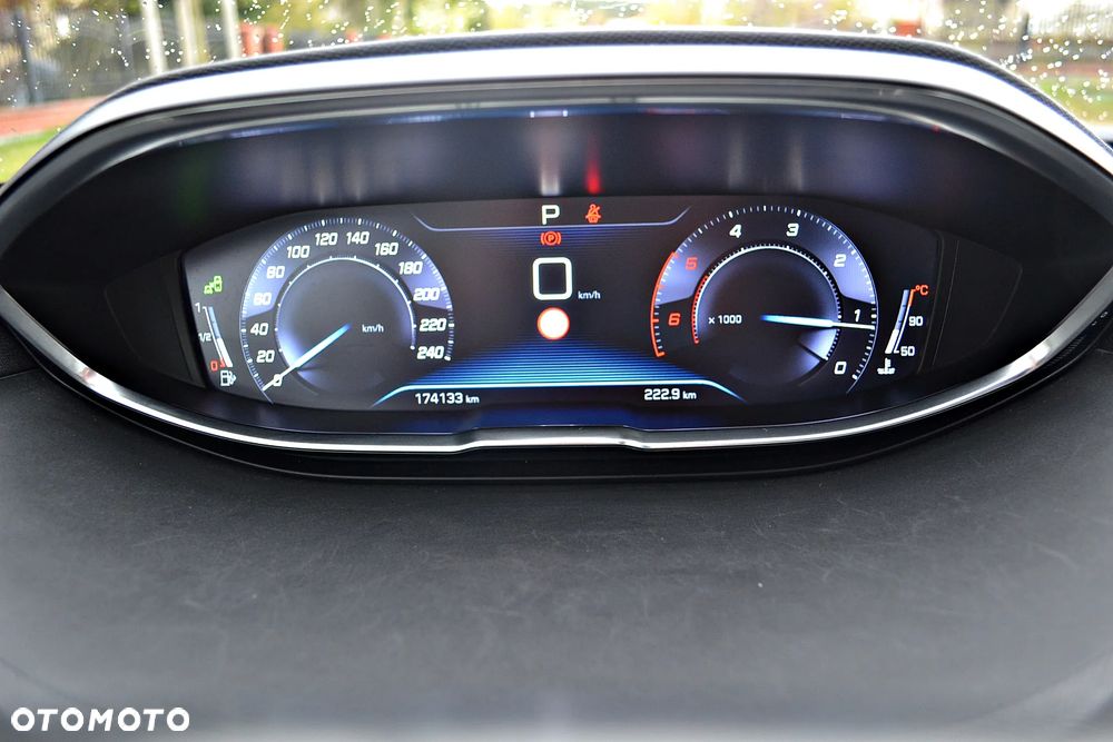 Peugeot 3008 BlueHDi 180 Stop & Start EAT8 GT - 38