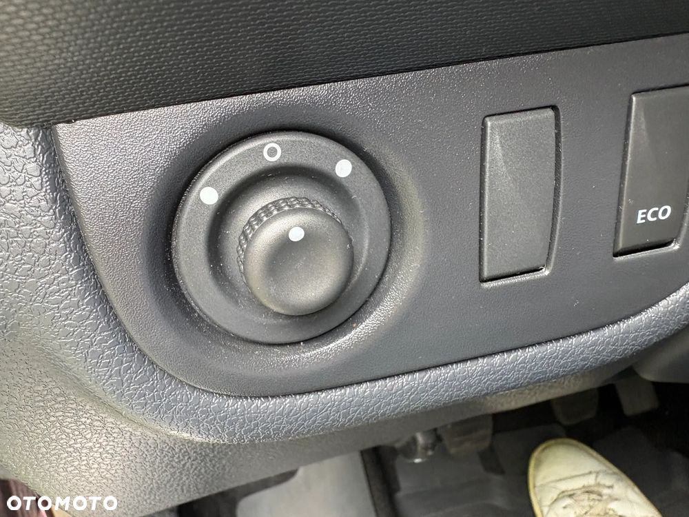Dacia Sandero - 13