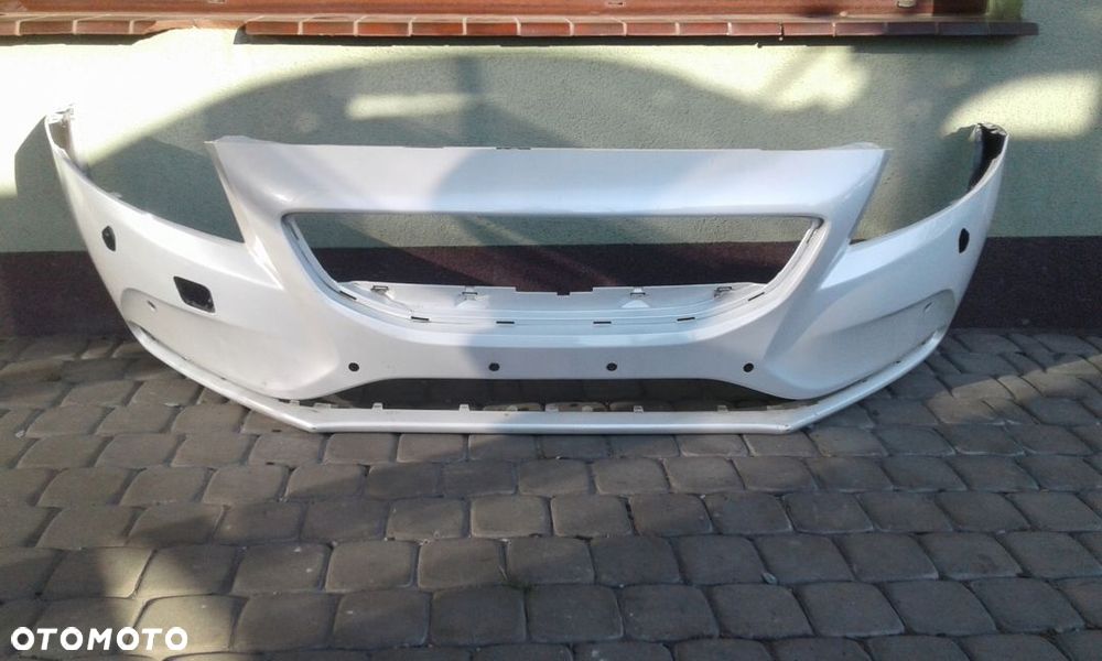 VOLVO V40 2014- ZDERZAK PRZEDNI SPR4PDC - 1
