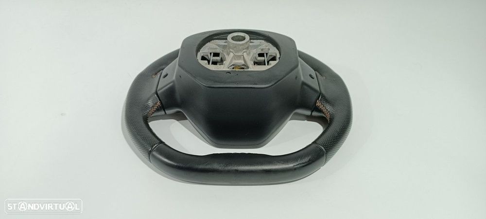 VOLANTE PEUGEOT 5008 ALLURE - 3