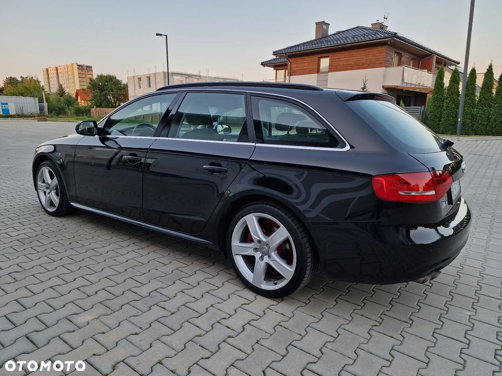 Audi A4 Avant - 11