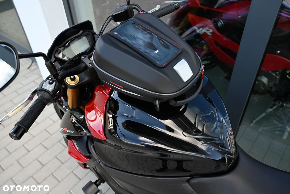 Suzuki GSX 1000 - 14