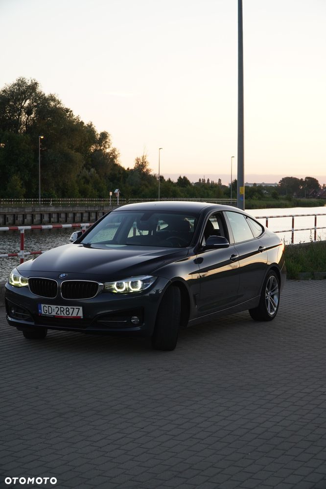 BMW 3GT 318d Sport Line - 10