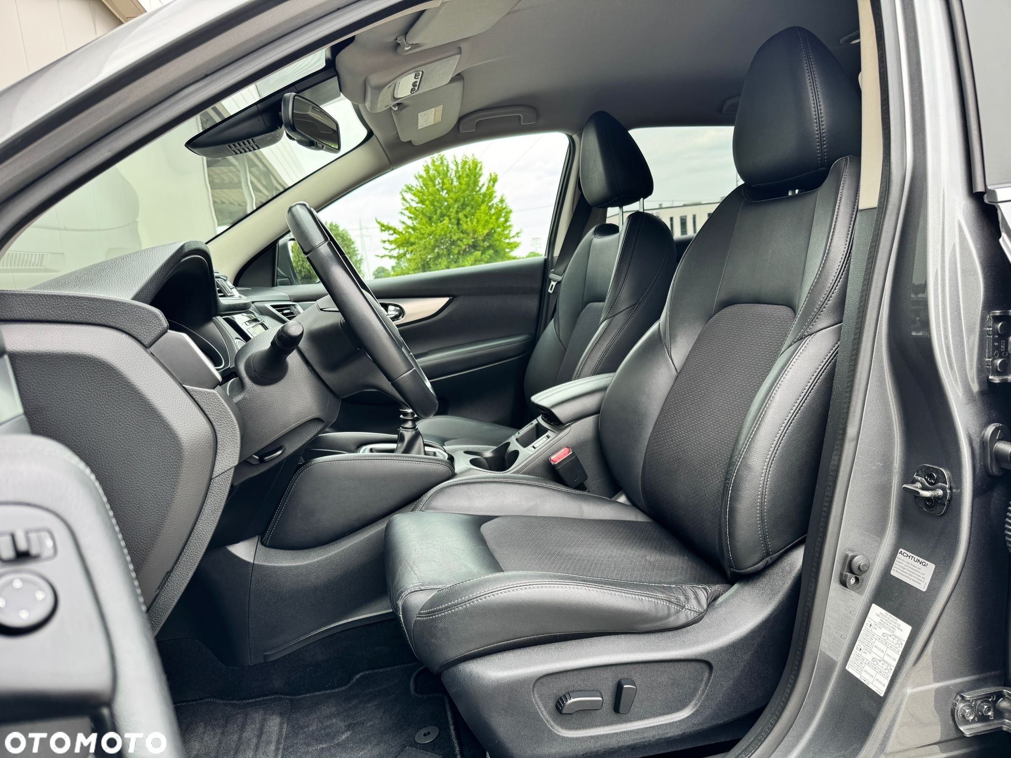 Nissan Qashqai 1.3 DIG-T Tekna - 13