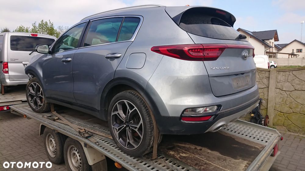 Kia Sportage 1.6 CRDI AWD GT LINE - 7