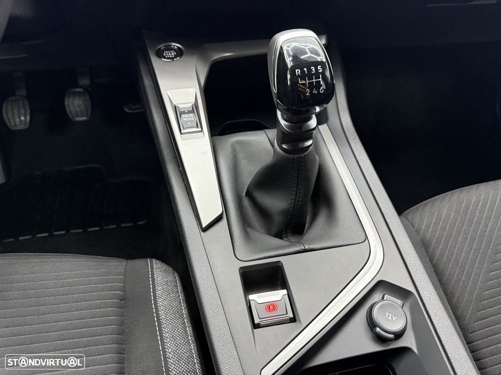 Peugeot 308 SW 1.2 PureTech Active Pack - 27