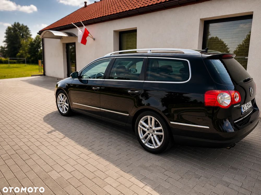 Volkswagen Passat 2.0 TDI DPF BlueMotion Technology Comfortline - 4