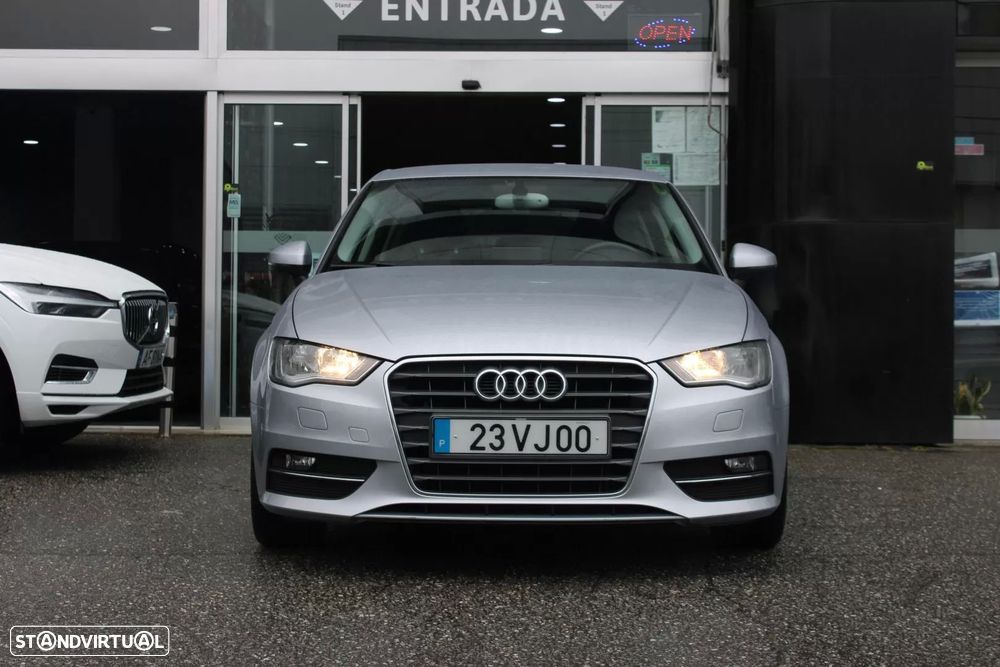 Audi A3 Sportback 1.6 TDI Sport - 4
