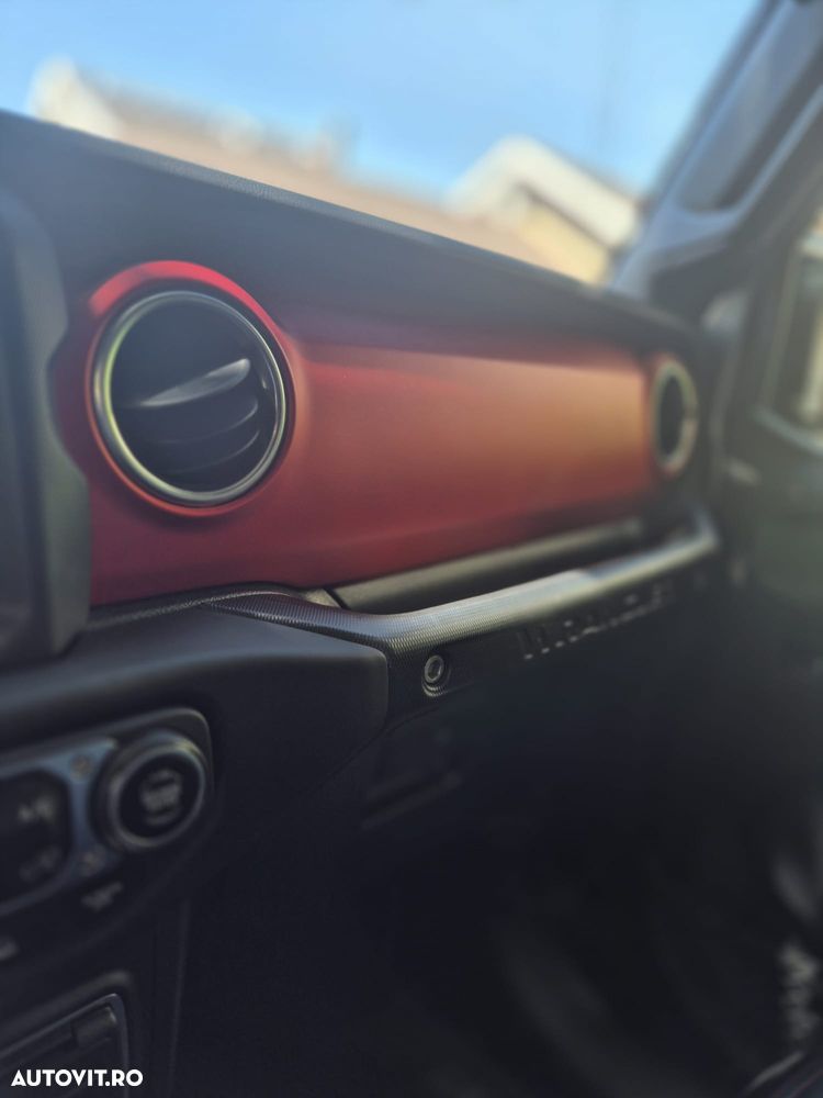 Jeep Wrangler 2.0 Turbo AT8 Rubicon - 23