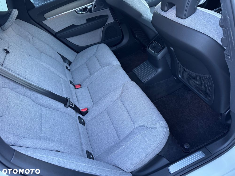 Volvo V90 T8 Twin Engine AWD Inscription - 22