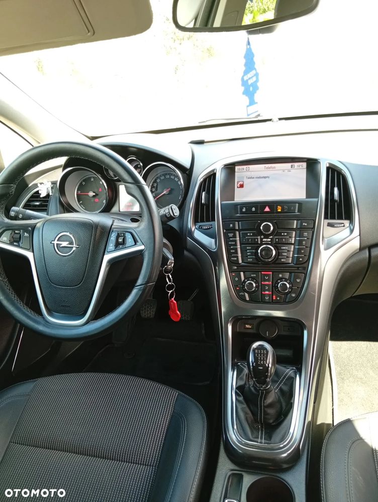 Opel Astra 1.7 CDTI Cosmo - 9