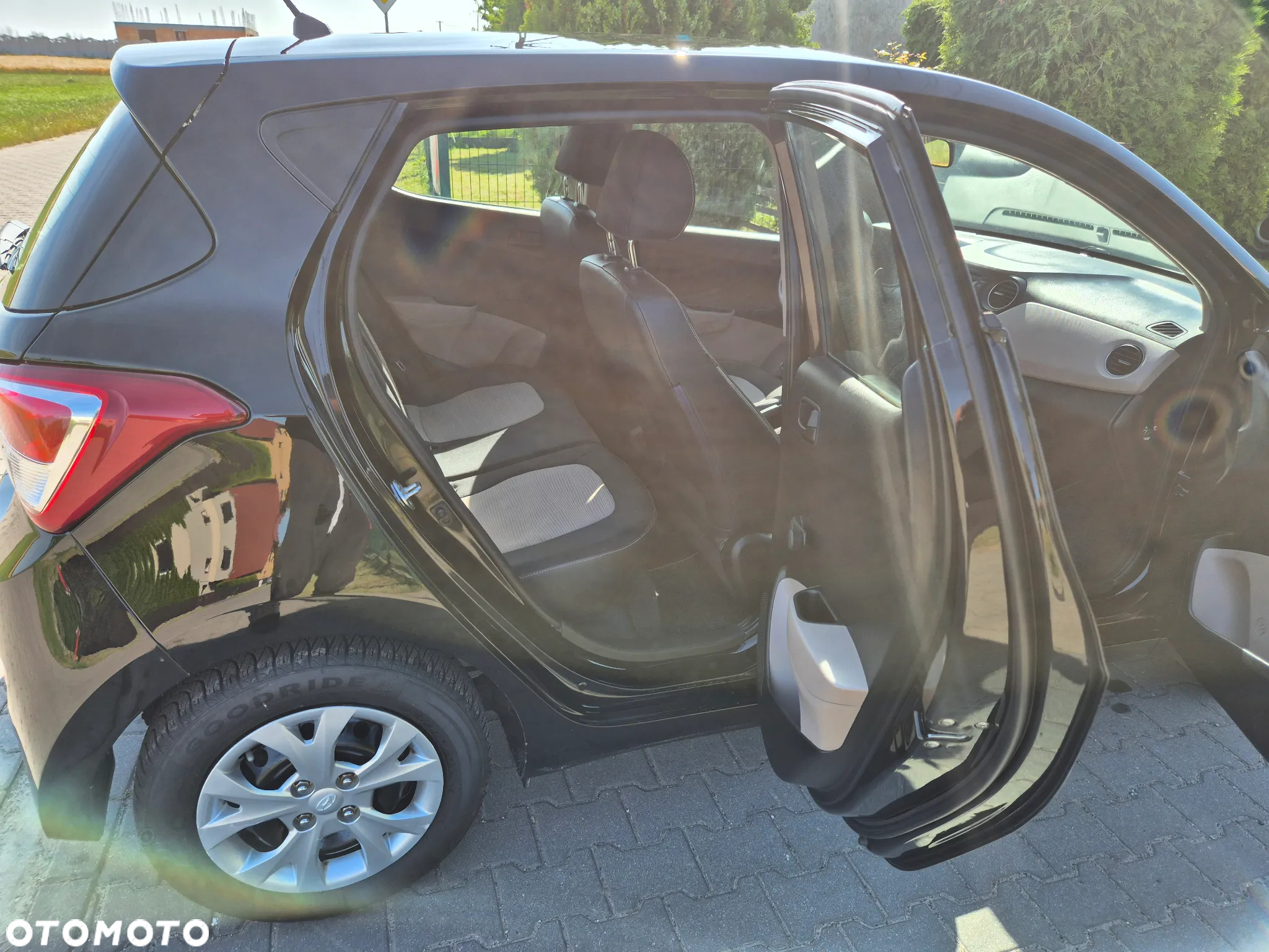 Hyundai i10 1.0 - 19