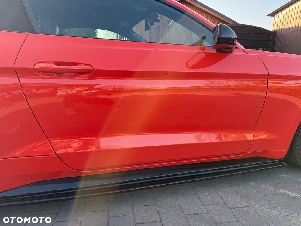 Ford Mustang - 8