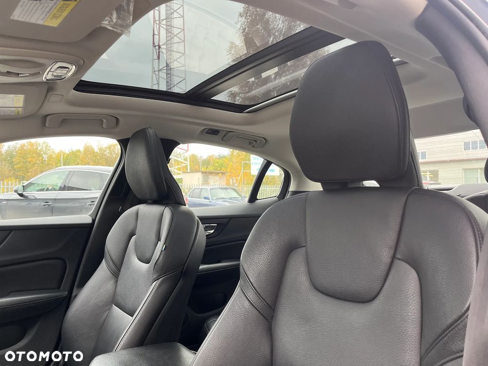 Volvo S60 - 22