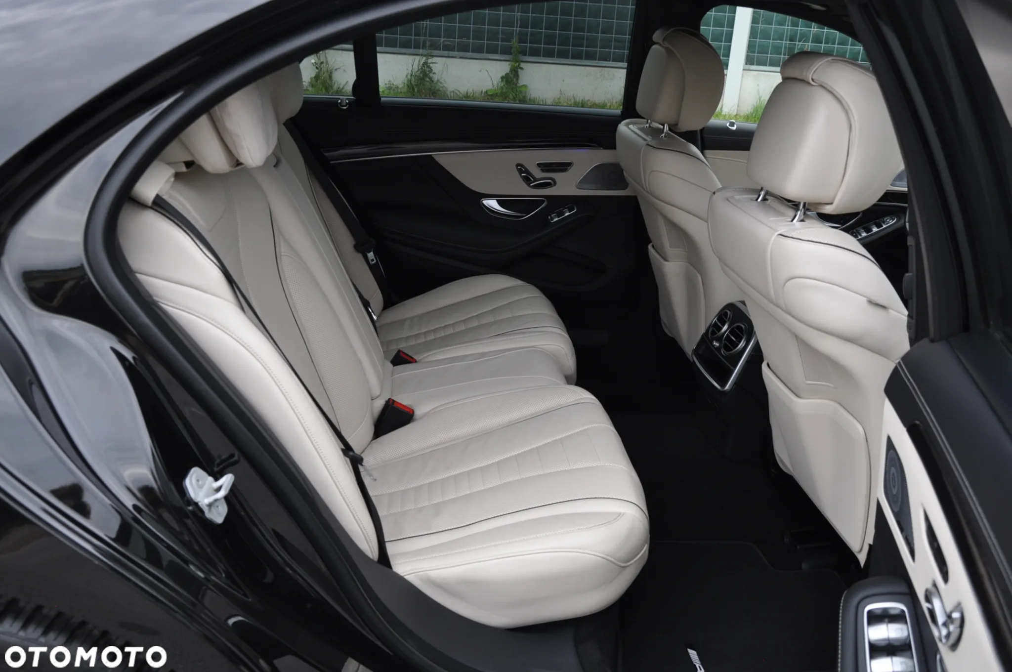 Mercedes-Benz Klasa S 500 4-Matic L 9G-TRONIC - 13