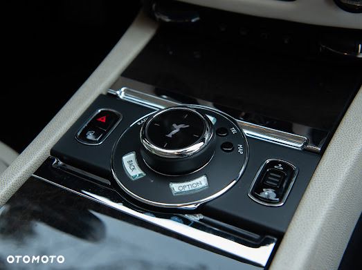 Rolls-Royce Wraith - 31