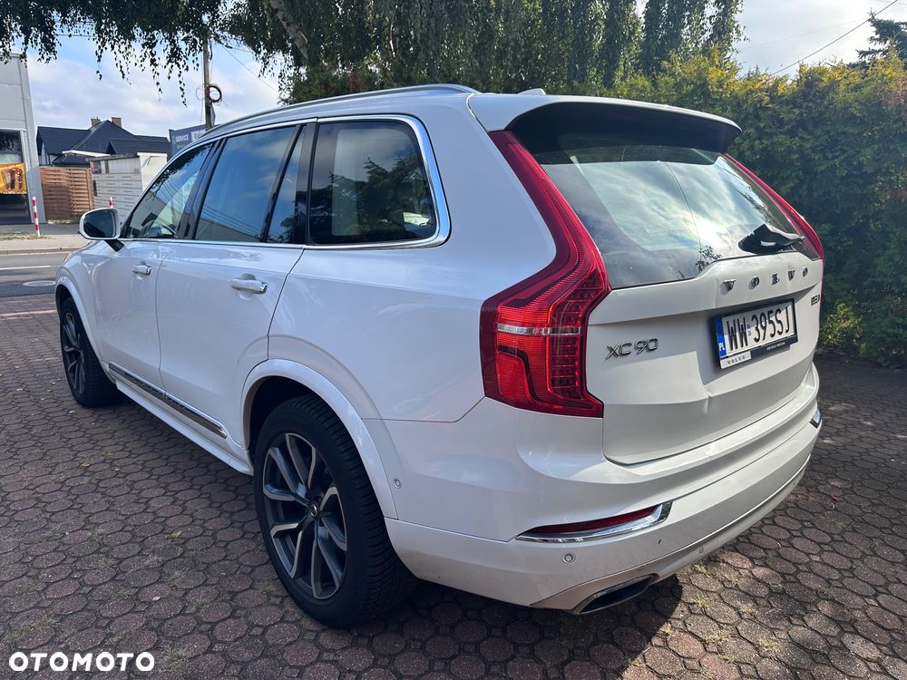 Volvo XC 90 D5 AWD R-Design - 10