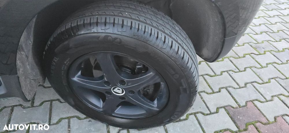 Dacia Duster dCi 110 FAP 4x4 Prestige - 16