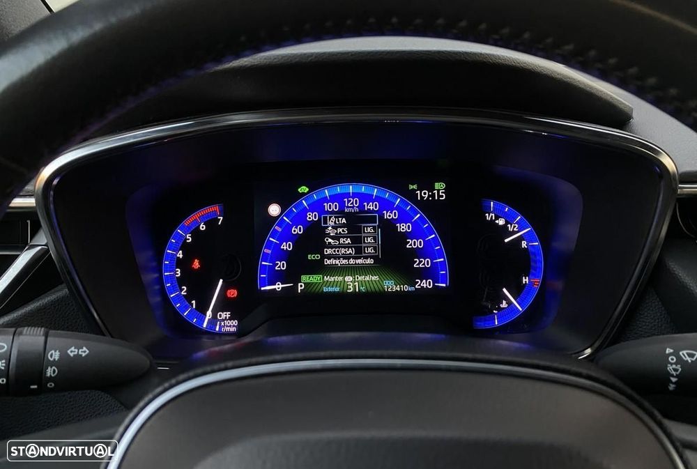 Toyota Corolla 1.8 Hybrid Comfort - 21