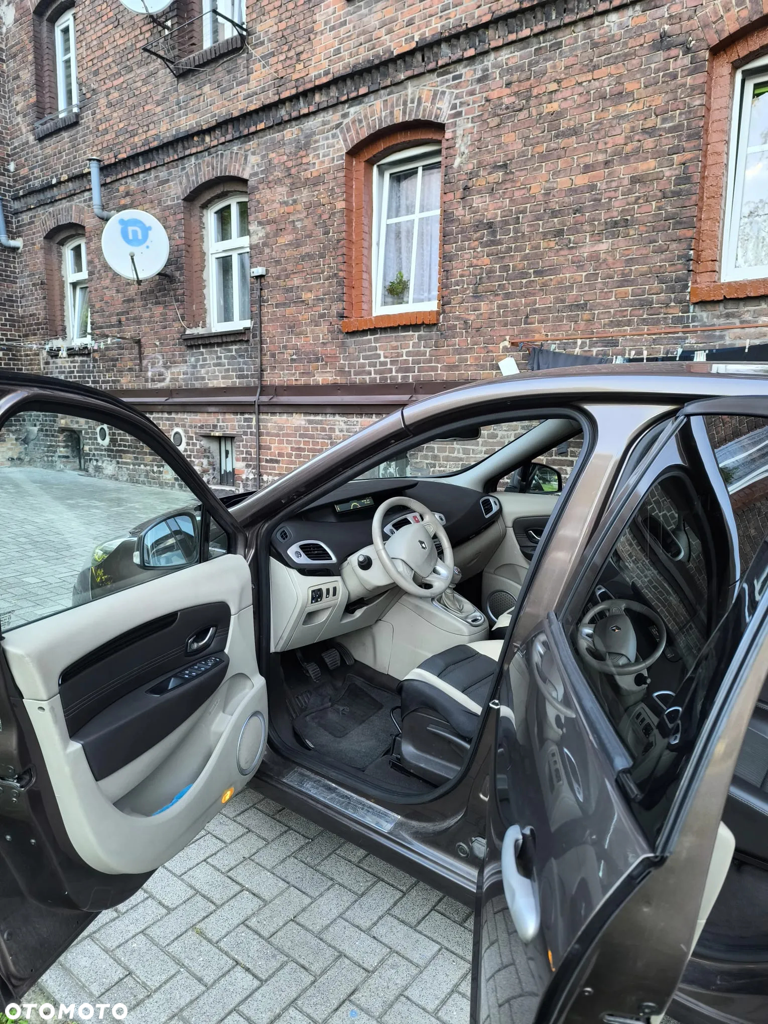 Renault Scenic 1.5 dCi Tech Run - 4