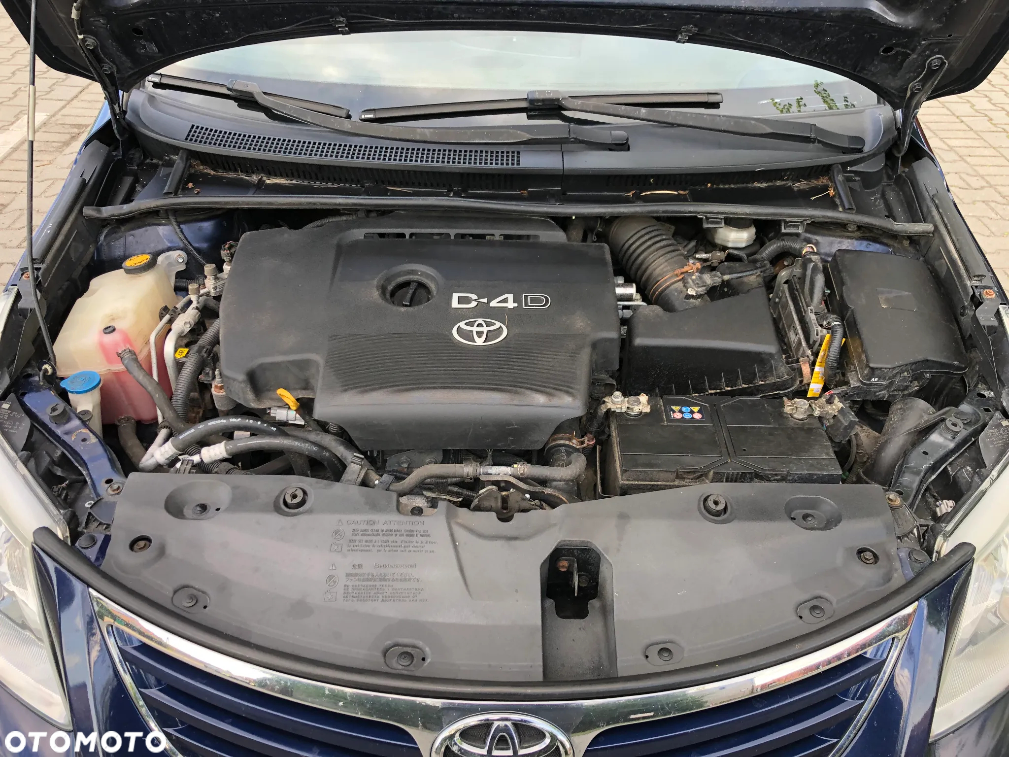 Toyota Avensis Combi 2.0 D-4D - 38