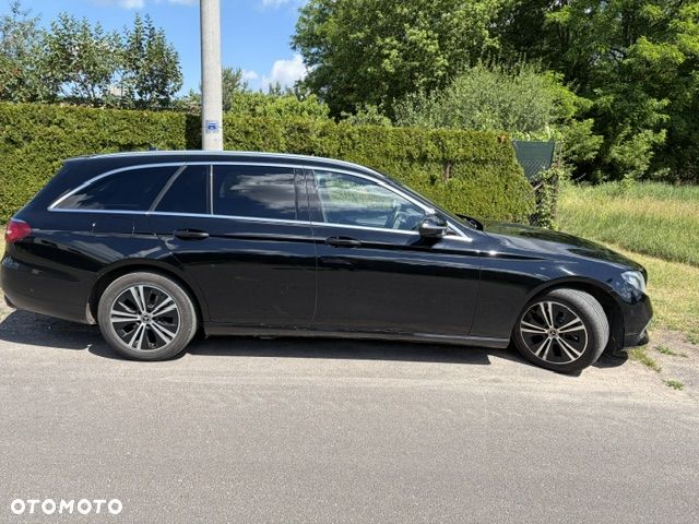 Mercedes-Benz Klasa E 220 d 9G-TRONIC - 14